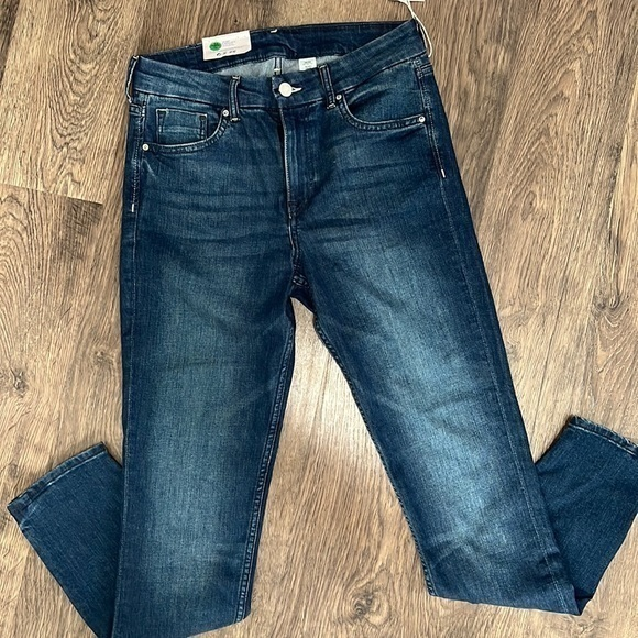H&M NWT skinny regular waist tall dark wash jeans 30/30 - Picture 1 of 9